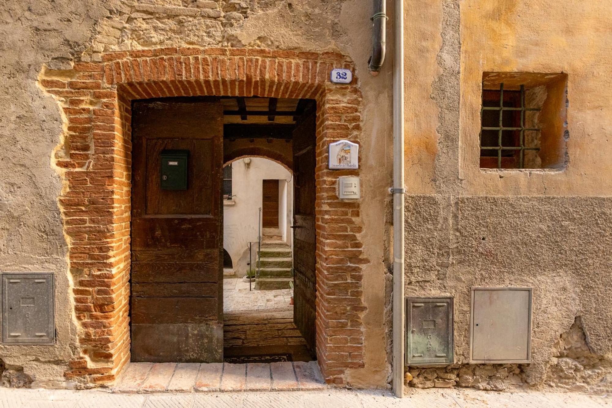 La Corte Del Podesta Sarteano Exterior photo